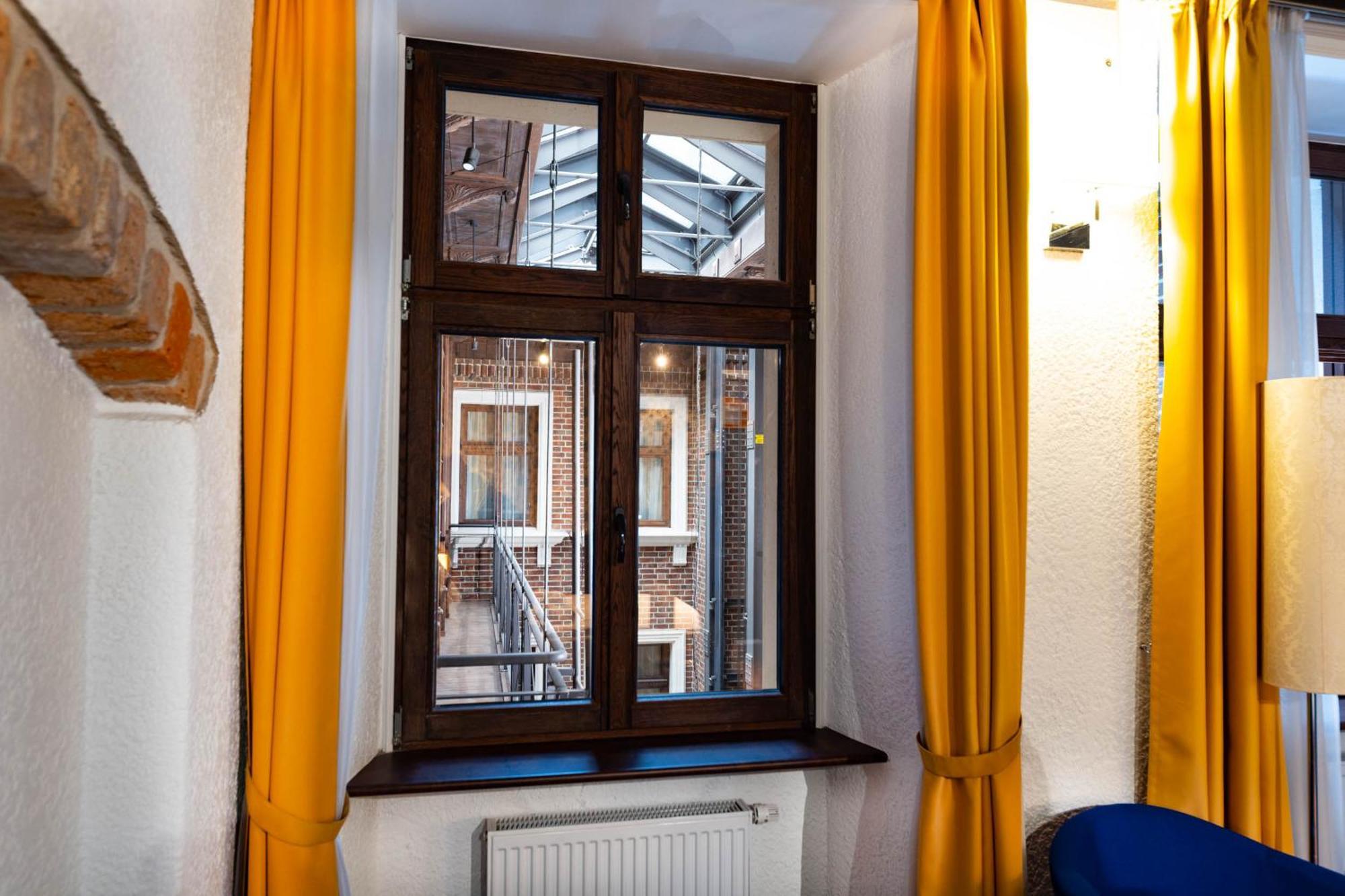 Palazzo Rosso Old Town 3* Познань